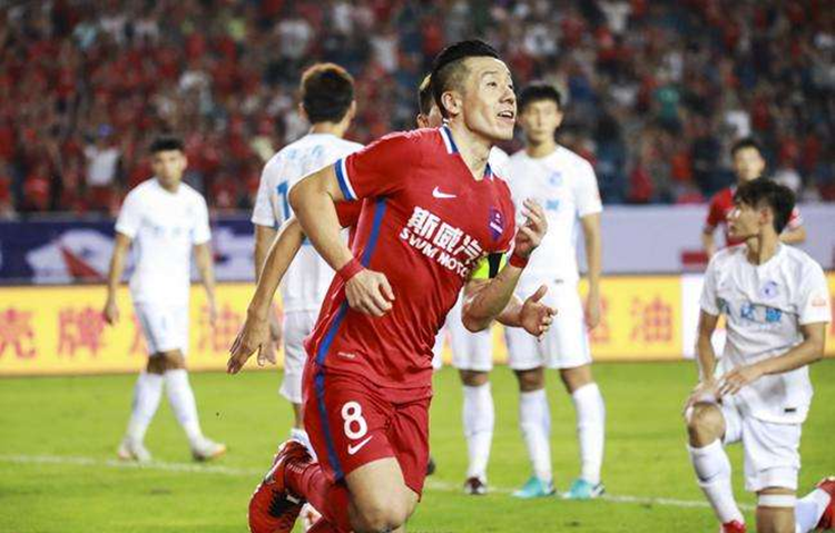 包含CBA季后赛赛程吃紧，尤文图斯国际比赛日战术微调，压力陡增，临场指挥获称赞的词条-竞技宝体育